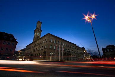 Stadt Fürth Rathaus bei Nacht