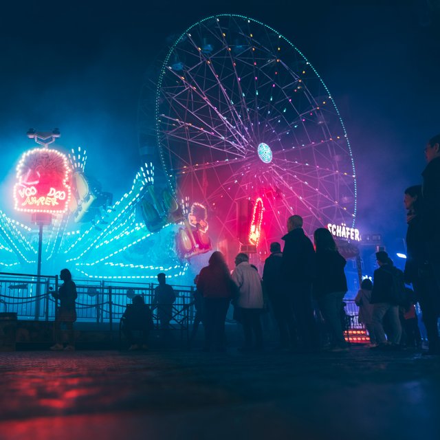 Kirchweihe bei Nacht