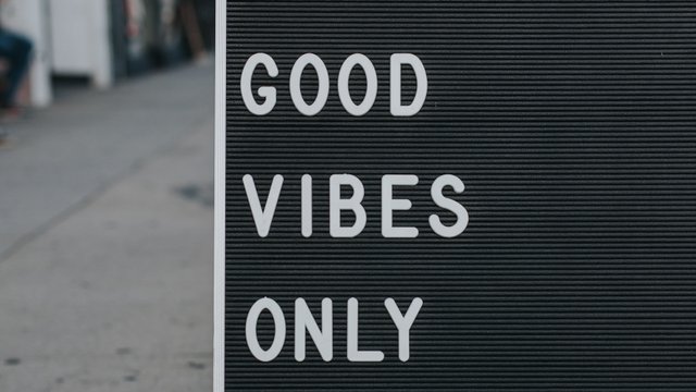 Good Vibes only schild